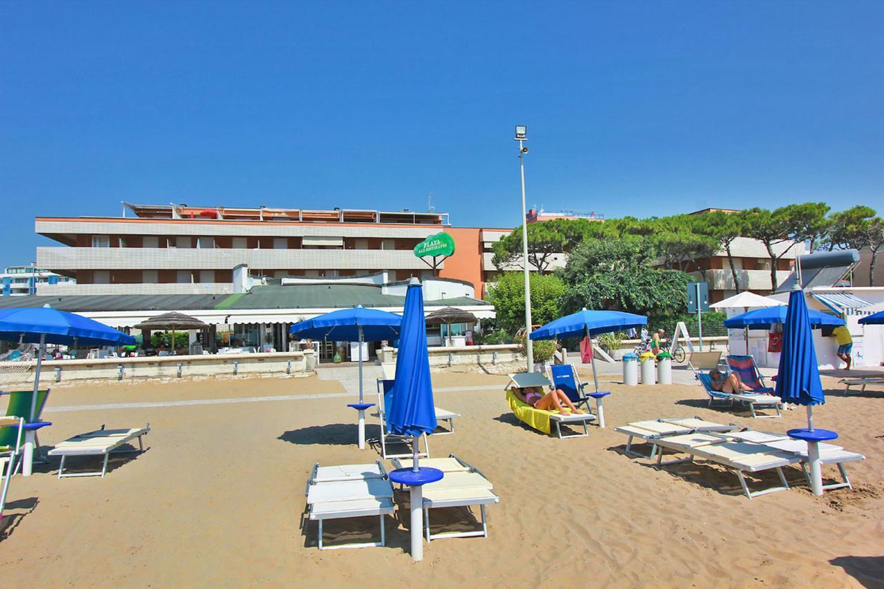 Condominio Casamare Lignano Sabbiadoro Kültér fotó